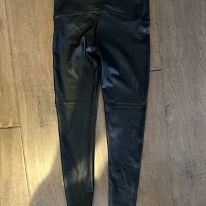 Spanx women’s faux leather leggings